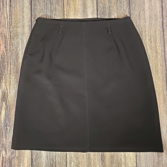 Jones New York Dresses & Skirts - 🔥Jones New York black skirt size 16